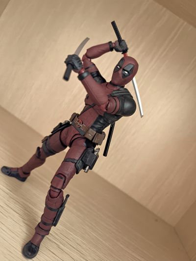 S.H.Figuarts  死侍2：我爱我家 死侍