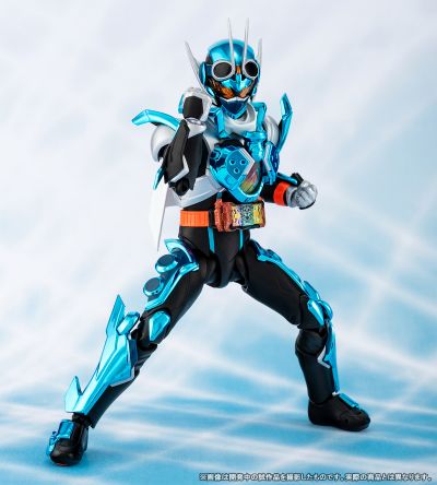 S.H.Figuarts 假面骑士歌查德 蒸汽蝗虫