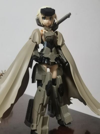 M.S.G 装扮配件 冲击披风