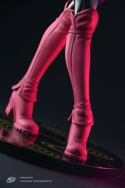 DC美少女雕像 DC宇宙 武士刀