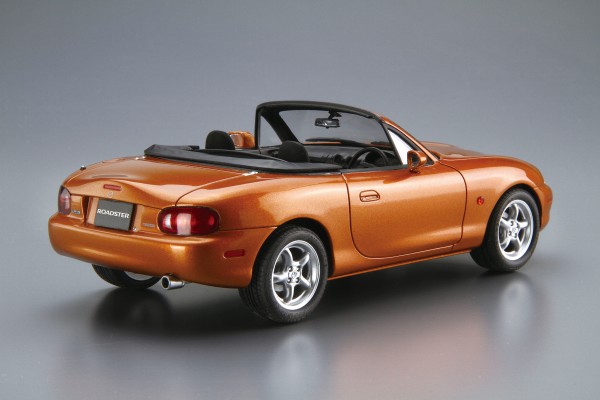 汽车模型系列 No.117 马自达 NB8C 敞篷双座跑车 RS 1999款