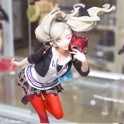 女神异闻录5皇家版 高卷杏 校服