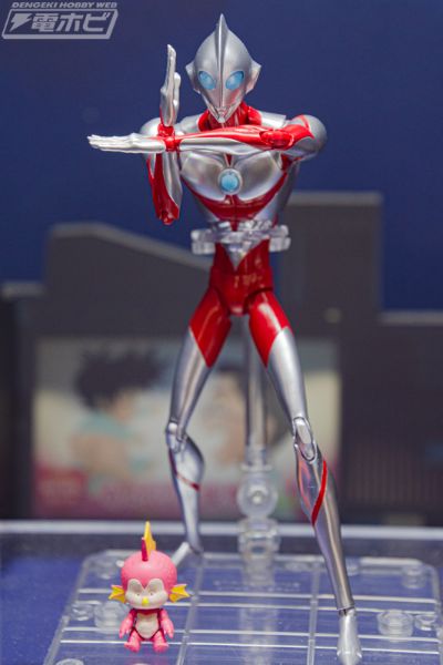 S.H.Figuarts  奥特曼+小怪兽惠美（奥特曼：崛起）（暂译）