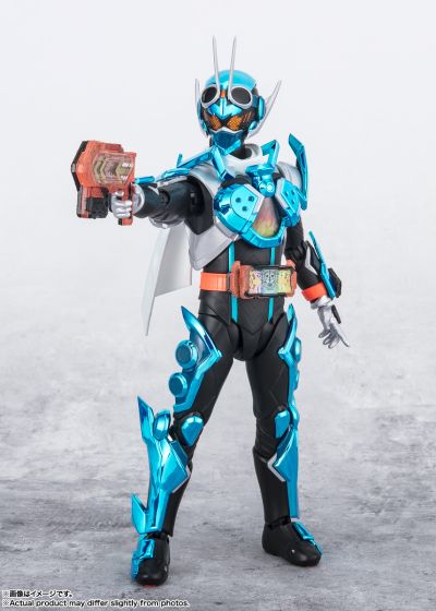 S.H.Figuarts 假面骑士歌查德 蒸汽蝗虫