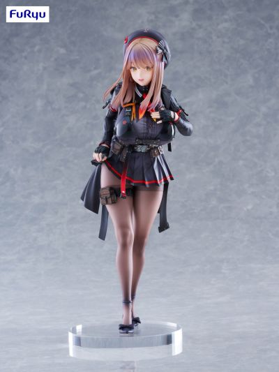 胜利女神：妮姬 艾玛