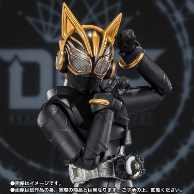 S.H.Figuarts   假面骑士娜猫 登录形态+登录形态配件包
