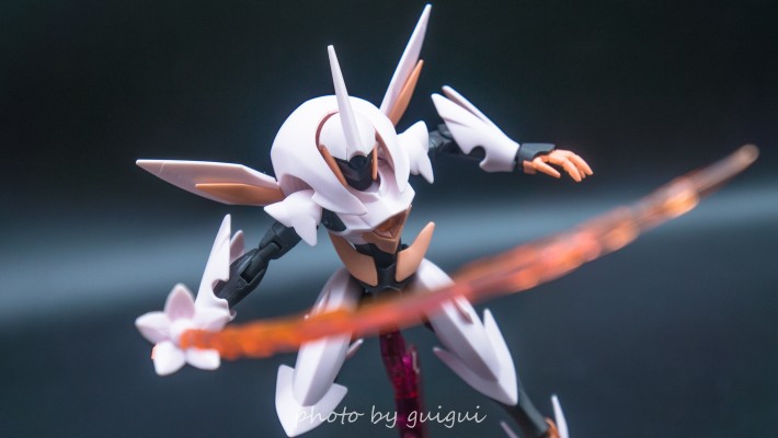 HG 机动战士高达AGE 冯法尔西娅