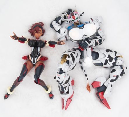 S.H.Figuarts  机动战士高达 水星的魔女 斯莱塔·墨丘利