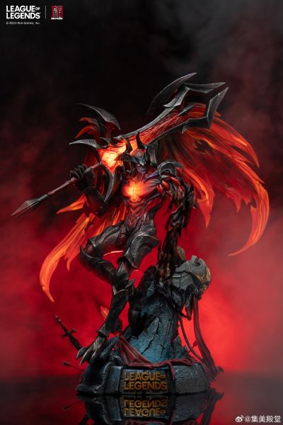 英雄联盟 暗裔剑魔 亚托克斯