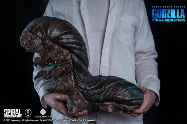 泰坦巨兽 摩斯拉 幼虫 仁爱形态