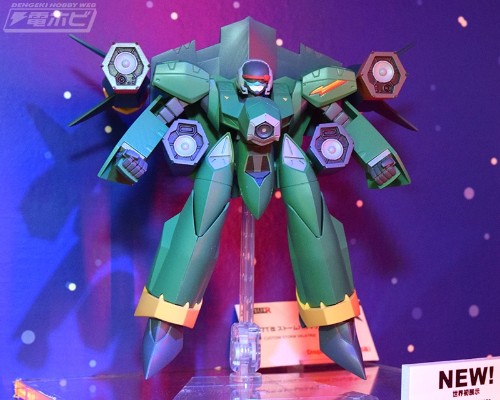 HI-METAL R 超时空要塞7 暴风女武神