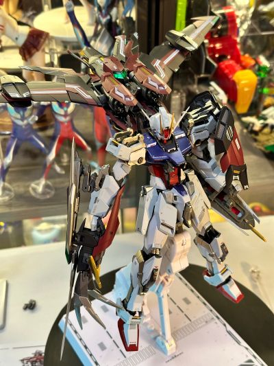 METAL BUILD 机动战士高达SEED DESTINY ASTRAY 神兵型强袭装备（新生强袭版）