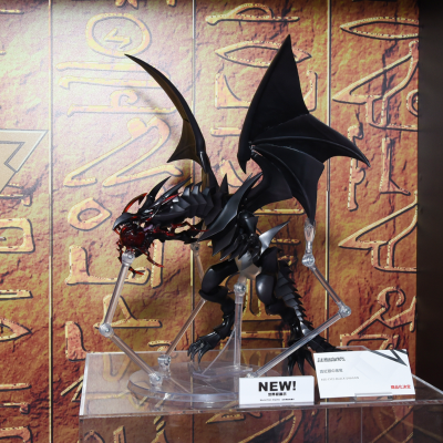 S.H.MonsterArts 游戏王 怪兽之决斗 真红眼黑龙