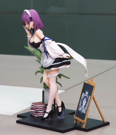 碧蓝航线 佩内洛珀 盐系女仆