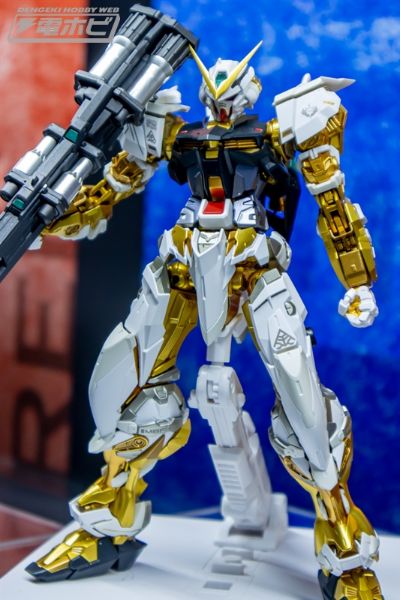 METAL BUILD 机动战士高达SEED ASTRAY系列 异端高达金色机（暂称）