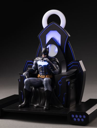 蝙蝠侠 与 莫比乌斯椅 合金载具手办