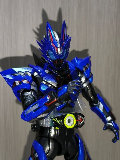 S.H.Figuarts 假面骑士零一 外传 假面骑士巴尔坎与瓦尔基里 假面骑士巴尔坎 孤狼