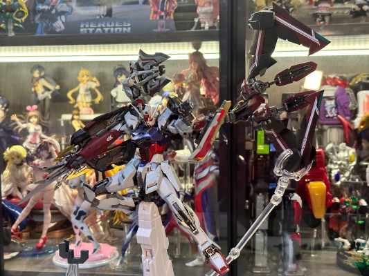METAL BUILD 机动战士高达SEED DESTINY ASTRAY 神兵型强袭装备（新生强袭版）