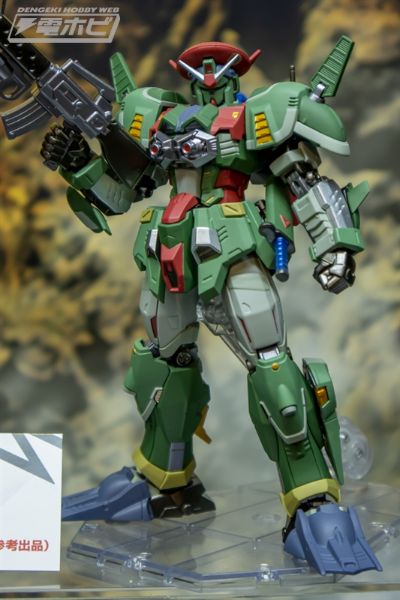 METAL ROBOT魂＜机动战士系列＞  红贝雷高达（暂译）