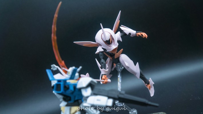 HG 机动战士高达AGE 冯法尔西娅
