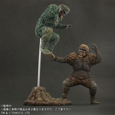 东宝大怪兽系列 科学怪人的怪兽 山达大战盖拉 软胶雕像