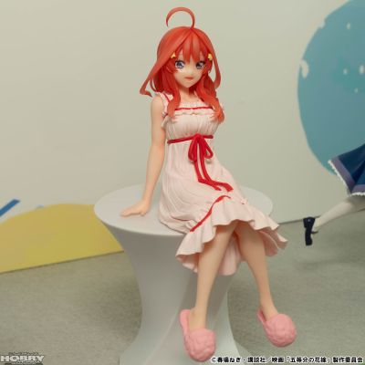 压泡面 电影 五等分的新娘 中野五月 休闲居家服