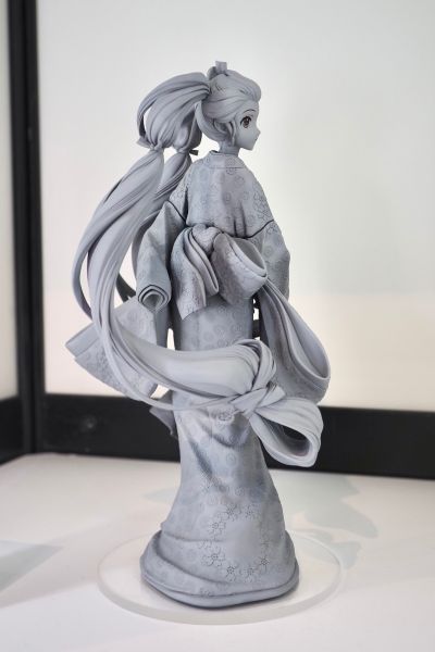 初音未来 回首美人图