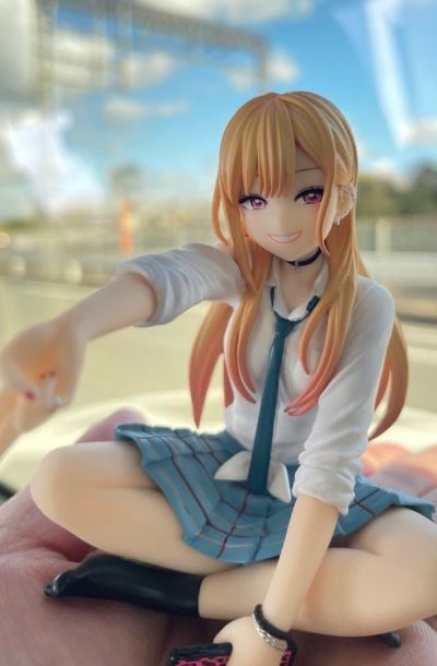 更衣人偶坠入爱河 压泡面人偶—喜多川海梦—