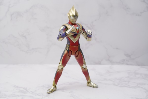 S.H.Figuarts(真骨雕制法) 闪耀迪迦