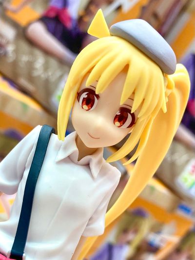 孤独摇滚！小坐系列奖品人偶 “伊地知虹夏”