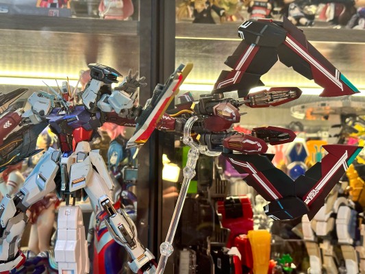 METAL BUILD 机动战士高达SEED DESTINY ASTRAY 神兵型强袭装备（新生强袭版）