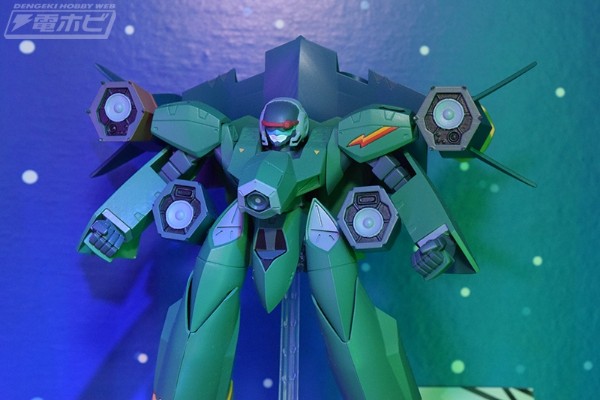 HI-METAL R 超时空要塞7 暴风女武神