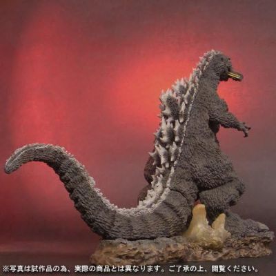 东宝30厘米系列 哥斯拉1954（咬电车 总天然色版）活动限定版