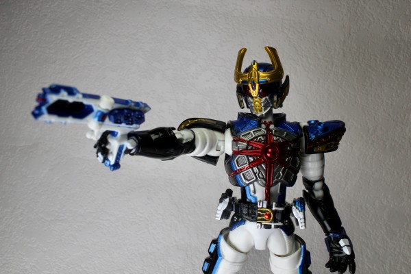 S.H.Figuarts  假面骑士升级战骑