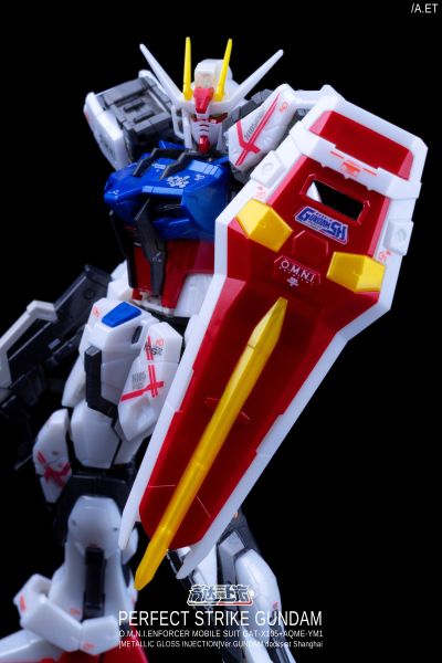 RG 1/144 完美强袭[机械光泽注塑版] 高达动客上海限定款