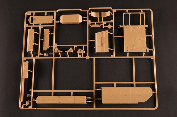 编号:84566 1/35 装甲车辆系列 现代德国 BPz3A1“水牛”装甲救援车