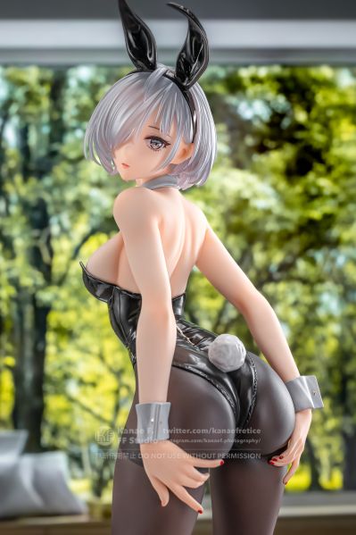 佐绍魁寻 兔女郎