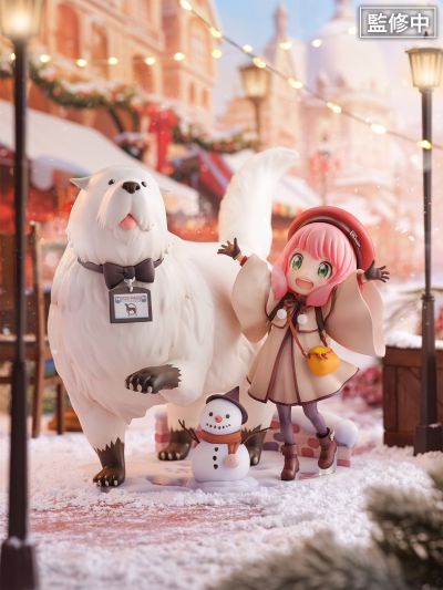 间谍过家家 代号：白 阿尼亚·福杰 与 邦德·福杰