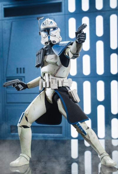 TMS018 星球大战：克隆人战争 雷克斯上尉