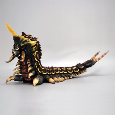 巴特拉 幼虫 软胶套件 复刻版