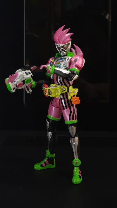 S.H.Figuarts 假面骑士艾克赛德 动作玩家 等级2 平成世代版