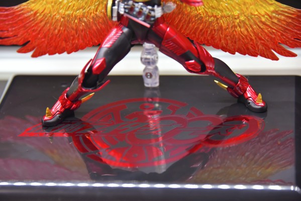 S.H.Figuarts(真骨雕制法)    假面骑士欧兹 鹰雀鹫联组（大结局款式）