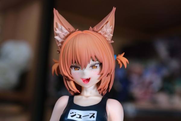 橙汁内酱の泳池放尿play