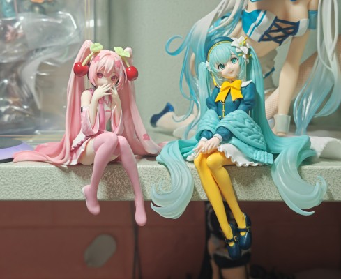 压泡面 初音未来 花仙子 百合花