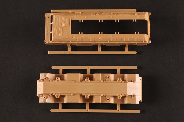 编号:82935 1/72 装甲车辆系列 俄罗斯SS-21“圣甲虫”弹道导弹