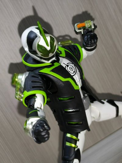 S.H.Figuart 假面骑士：灵骑 假面骑士冥骑