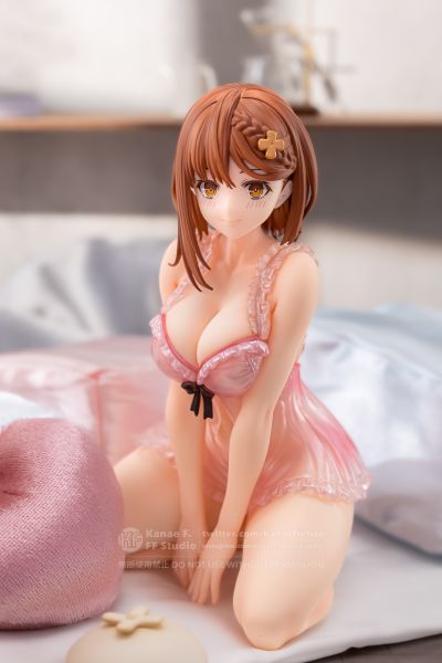 莱莎的炼金工房2：失落的传说与秘密妖精 莱莎琳・斯托特 睡衣