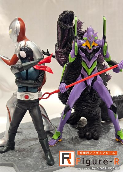 新·日本·英雄·宇宙 艺术情景4  假面骑士