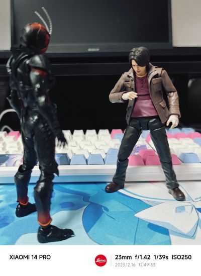 S.H.Figuarts 假面骑士BLACK SUN 假面骑士暗日（首次变身）