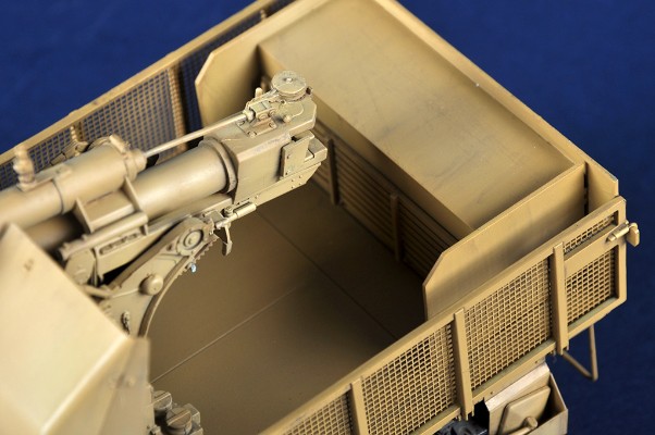 编号:09577 1/35 装甲车辆系列 18吨半履带88毫米自行防空炮